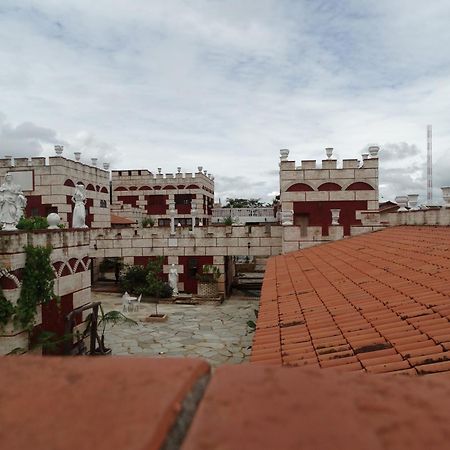 Pousada Al Castello Di Giulietta E Romeo 피라노폴리스 외부 사진