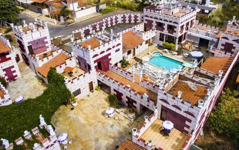 Pousada Al Castello Di Giulietta E Romeo 피라노폴리스 외부 사진