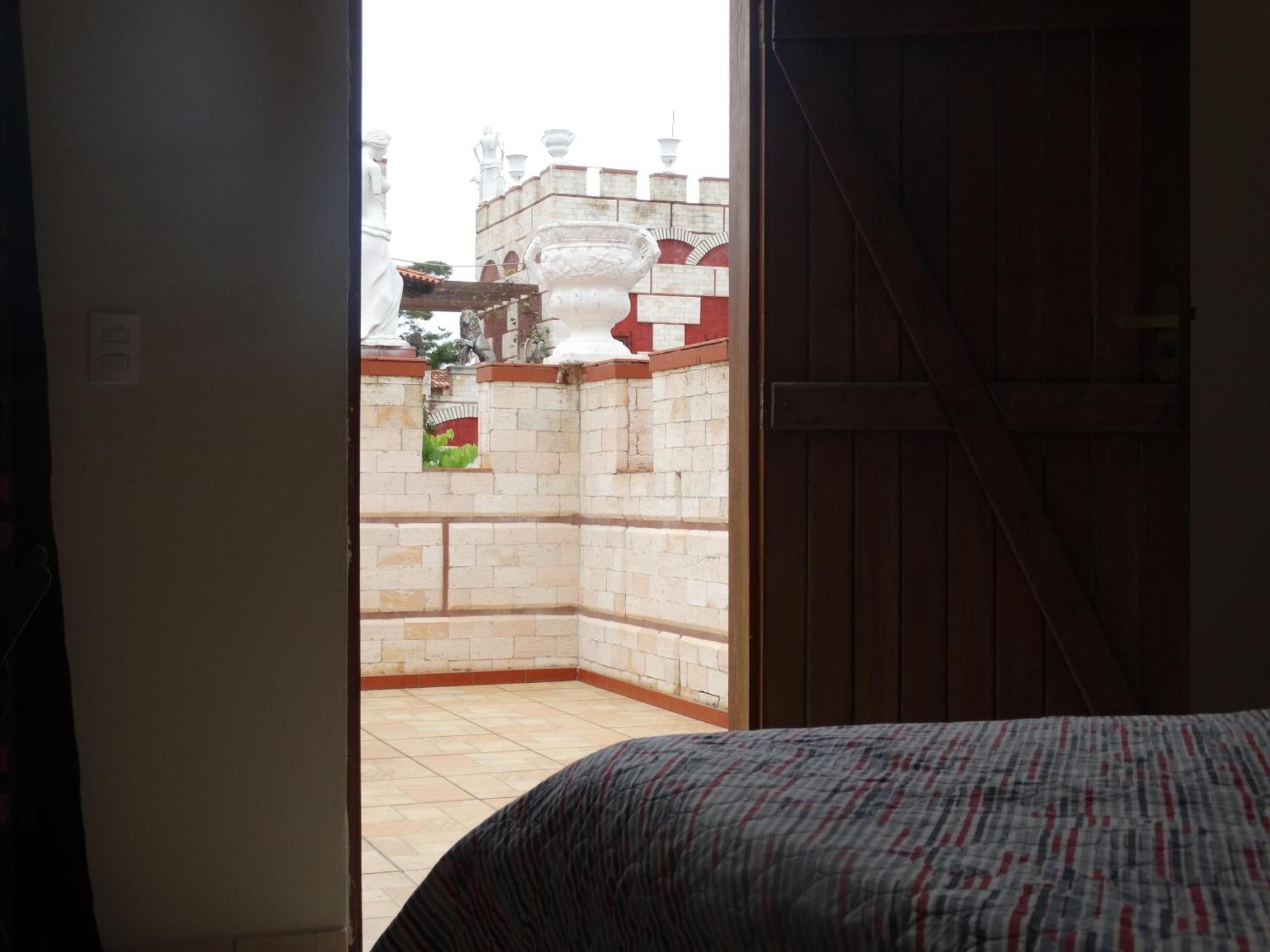 Pousada Al Castello Di Giulietta E Romeo 피라노폴리스 외부 사진