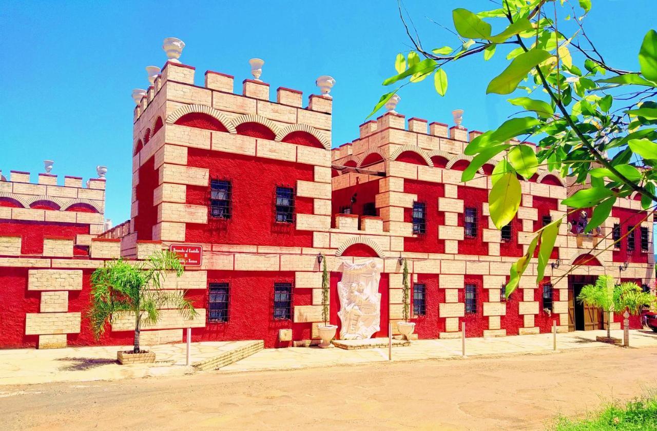Pousada Al Castello Di Giulietta E Romeo 피라노폴리스 외부 사진